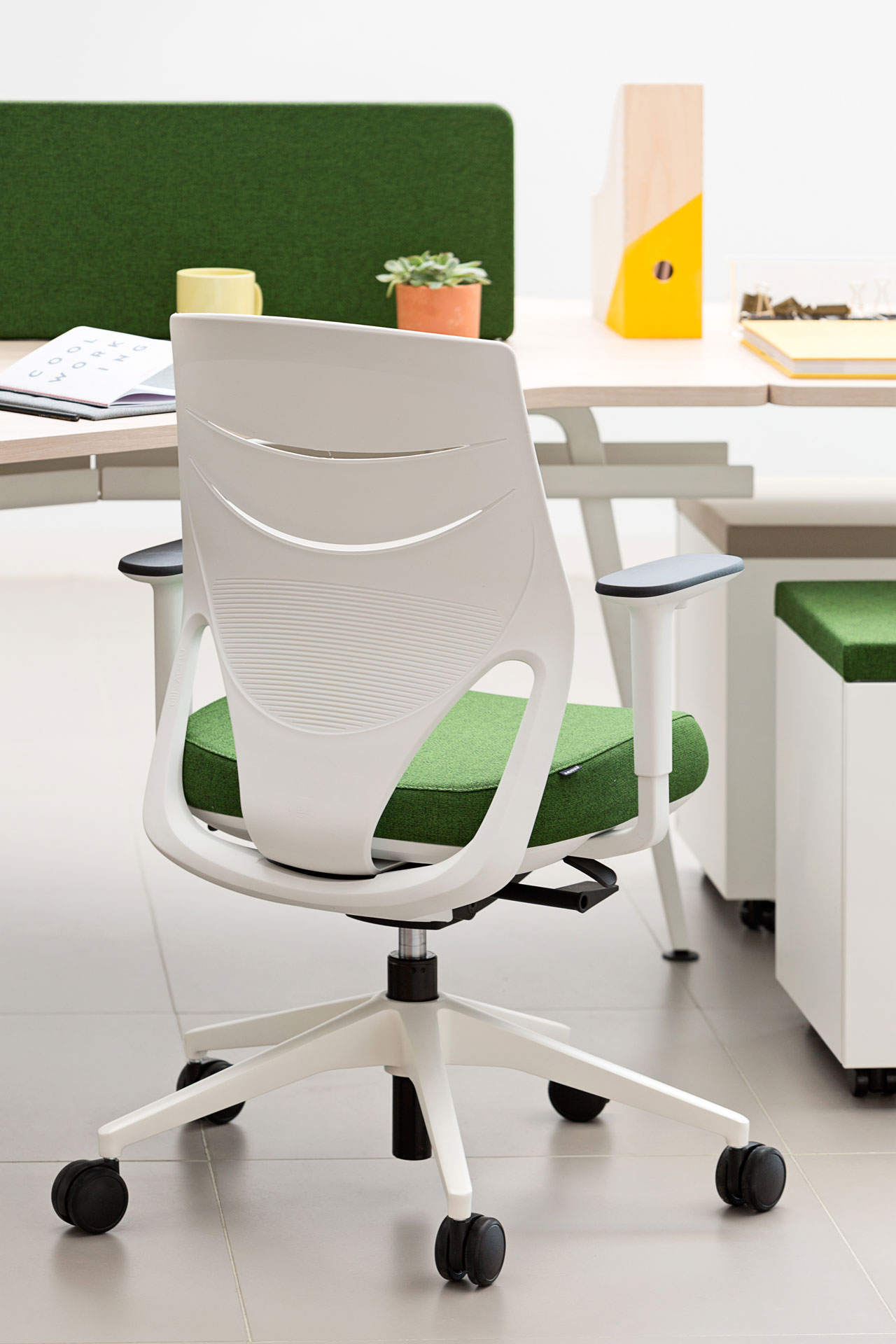 sillas-oficina-efit-gallery-7.jpg